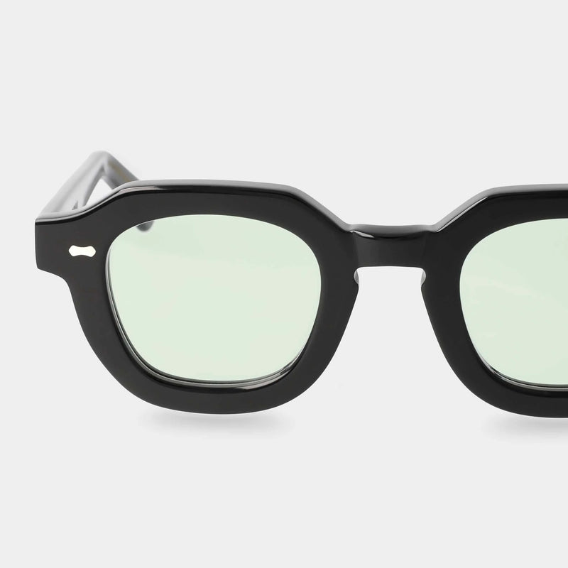 JUTA ECO BLACK Sunglasses | Green Lens